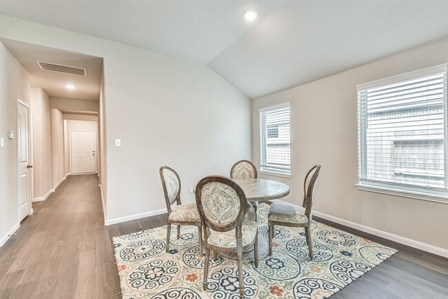 Building Photo - 19111 Friesian Stallion Ln