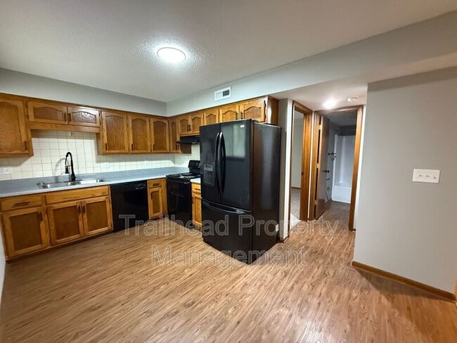 Primary Photo - 3415 NW Duncan Rd