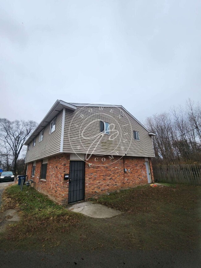 Building Photo - Updated 4-Bedroom Home with 1.5 Baths – Minutes from Oregon