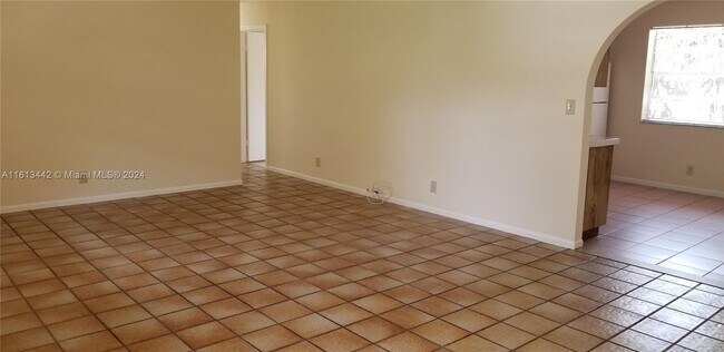 Building Photo - 2526 Taylor St