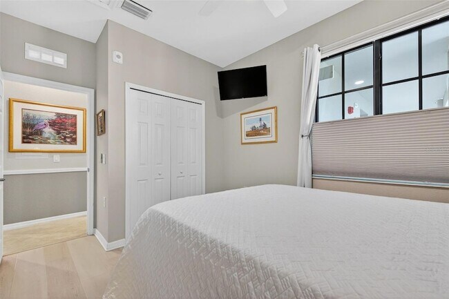 Building Photo - 17520 Gawthrop Dr