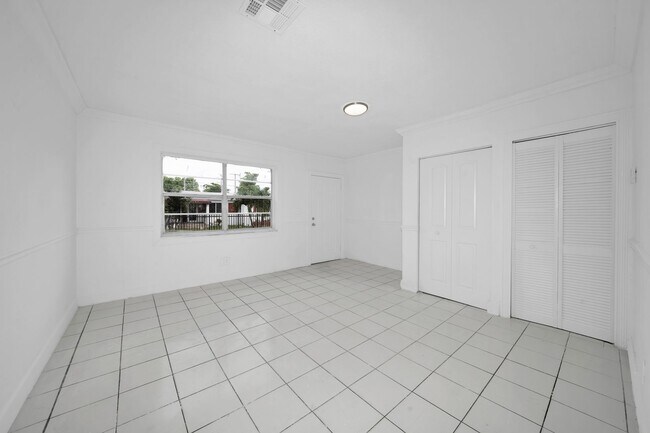 Building Photo - 1260 NW 58th St