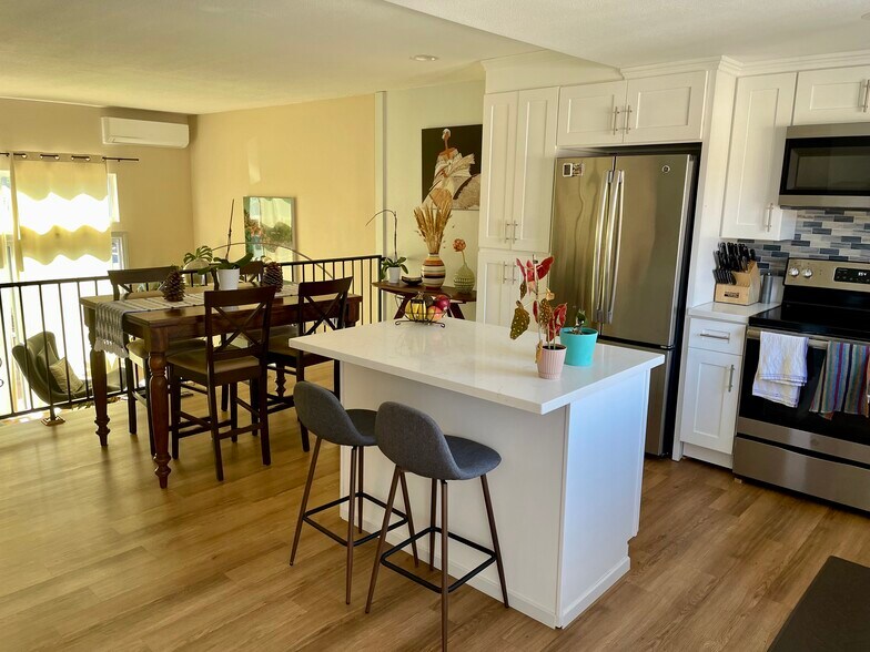 Dining / kitchen - 2742 Meadow Lark Dr
