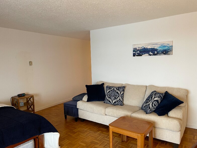 Building Photo - 111 Perkins St