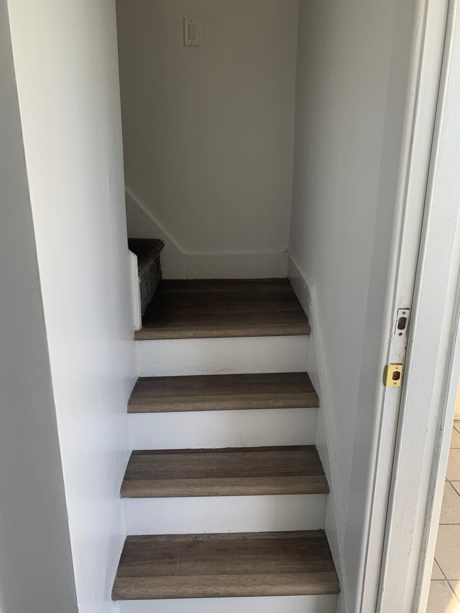 To 2nd Level - 307 N 7th St