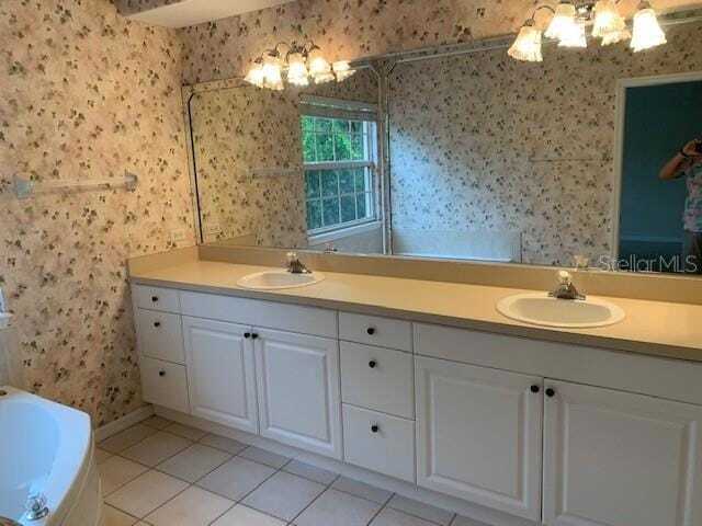 Building Photo - 3625 Square W Ln