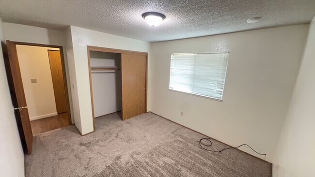 Building Photo - sabe2516