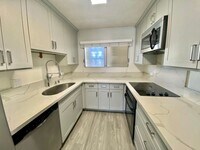 Building Photo - RENOVATED 2 bedroom, 2 bathroom at Waipuna...
