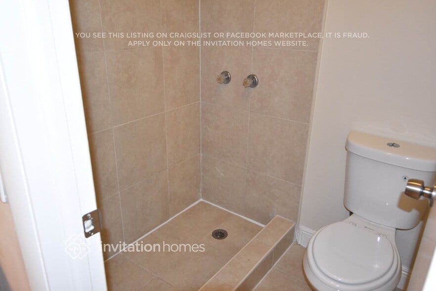 Building Photo - 125 Sherwood Dr