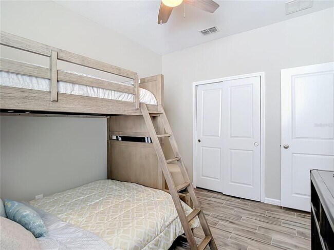 Building Photo - 7531 Ashcroft Dr