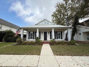 Building Photo - 10391 Emmanuel St