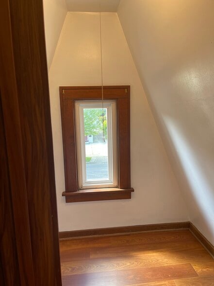 Front living room closet - 190 Hamilton Dr