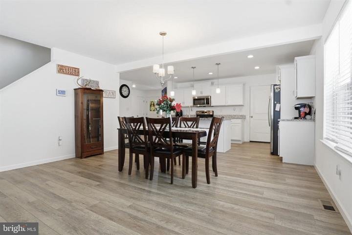 Building Photo - 7450 St Patrick Ct