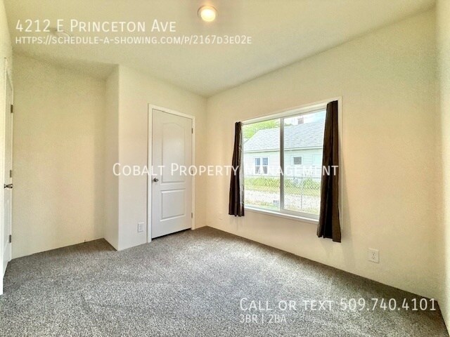 Building Photo - 4212 E Princeton Ave