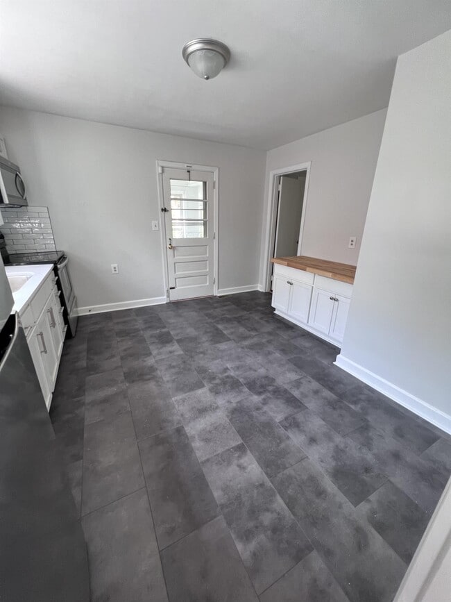 Building Photo - 1318 Boundary Ave