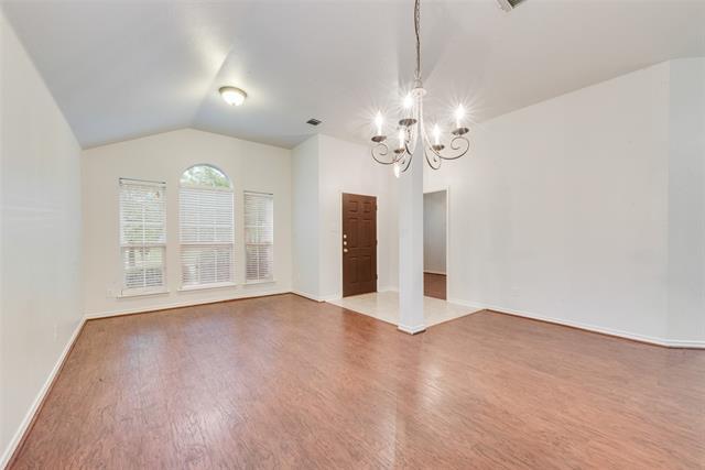 Building Photo - 2760 Beacon Hill Dr