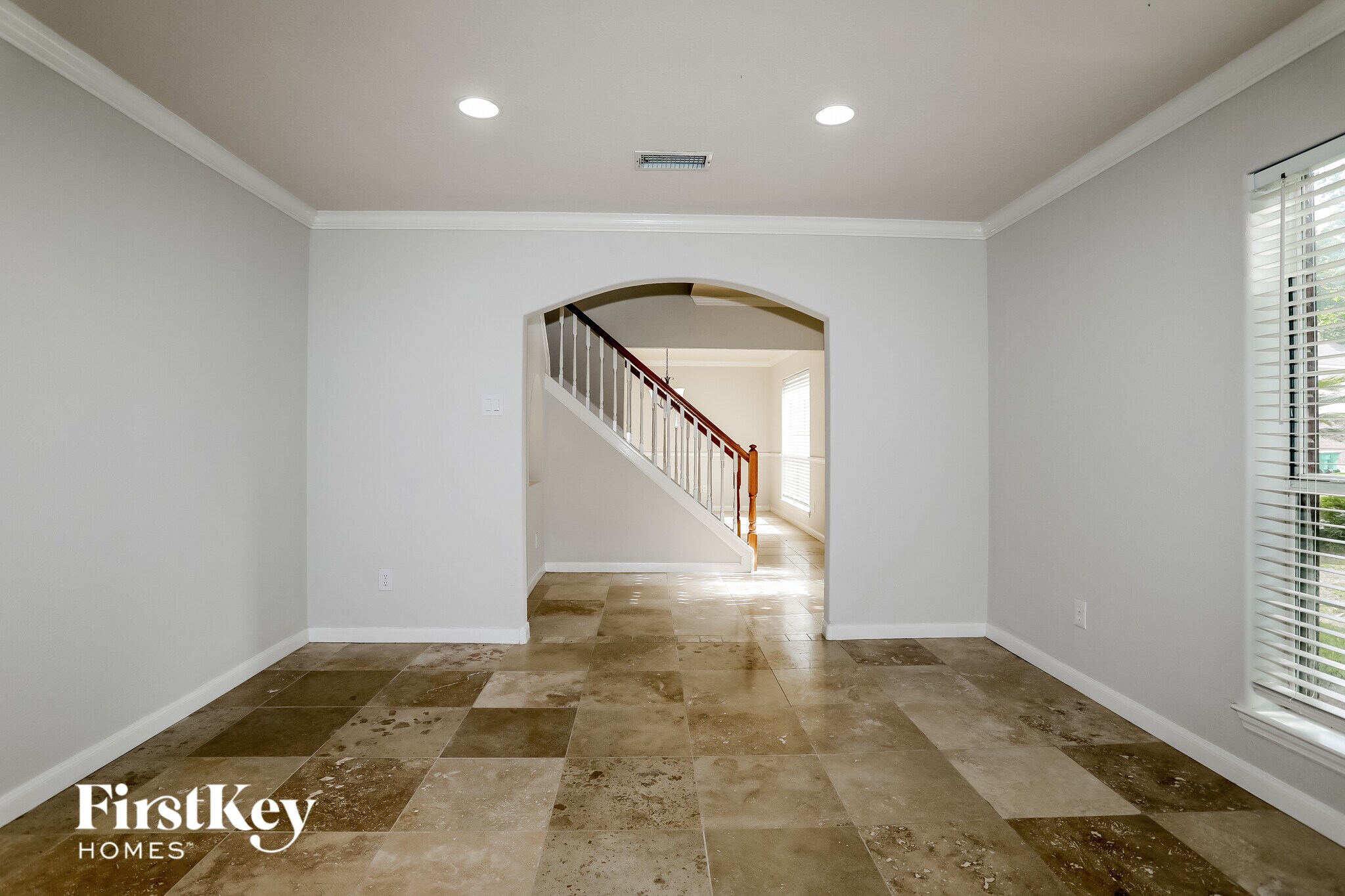 Building Photo - 108 N Rockfern Ct