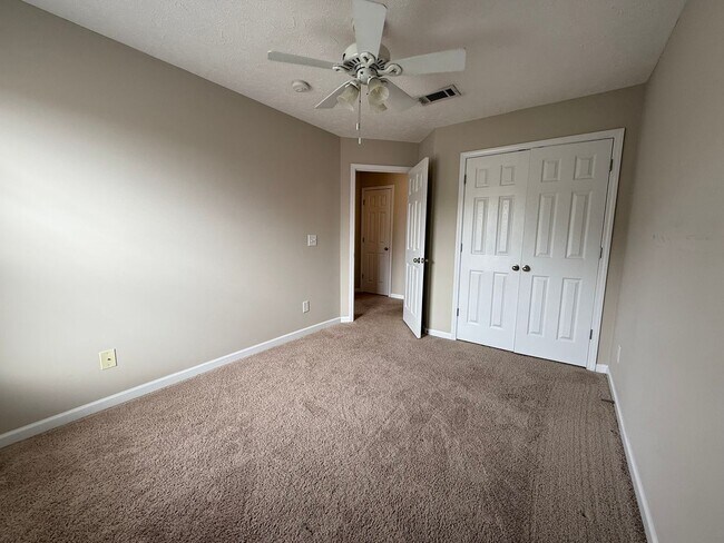 Building Photo - Location, Location, Location!