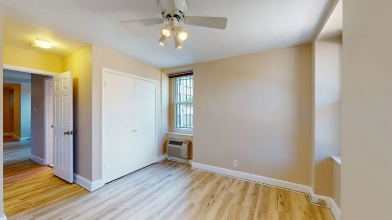 Building Photo - 1316 New Hampshire Ave NW