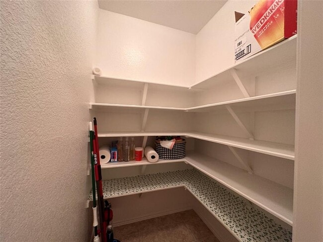Building Photo - 148 Ammonite Ln