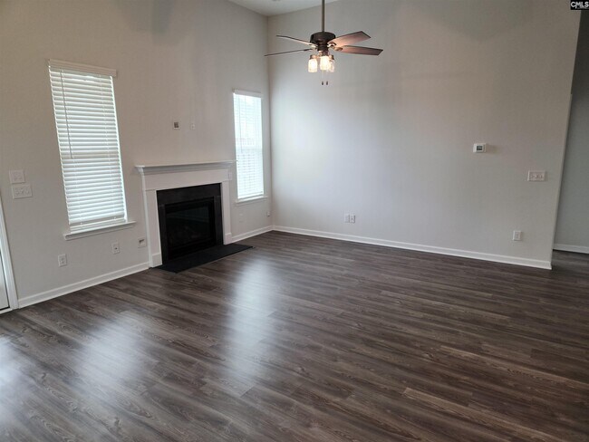 Building Photo - 1401 Ardennes Dr