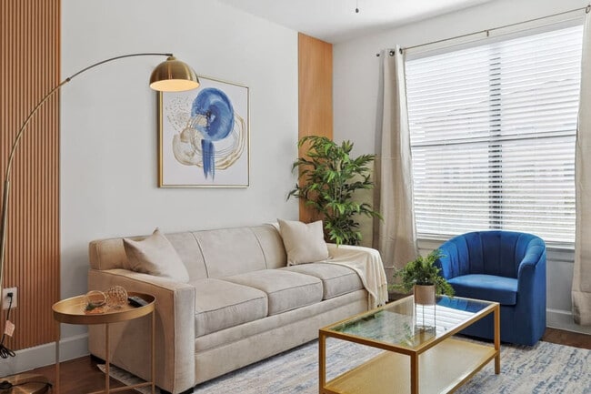 Building Photo - 5445 Town and Country Blvd