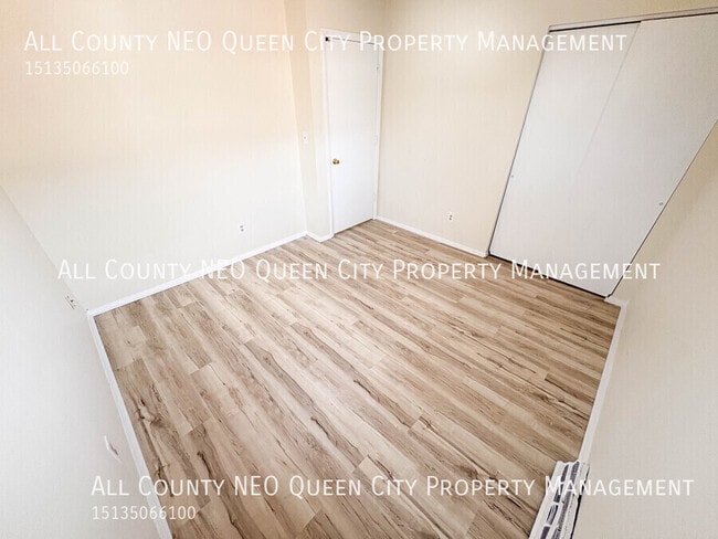 Building Photo - 2420 Ulrich Ave