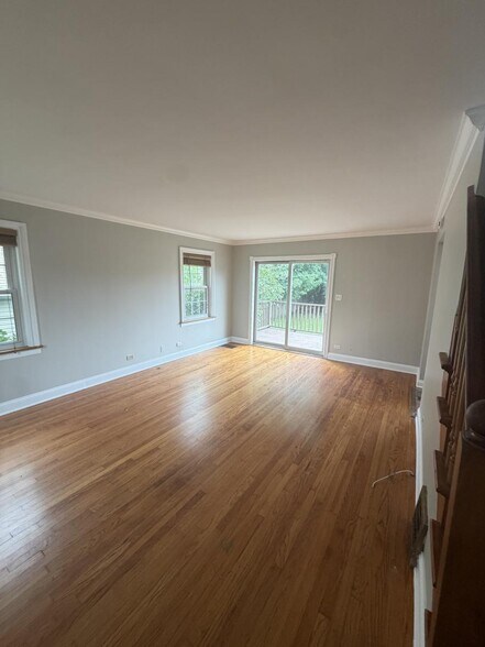 Building Photo - 9510 Campbell Ave