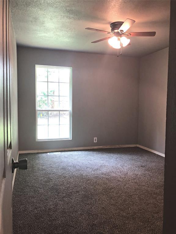 Building Photo - 1512 Venus Cir