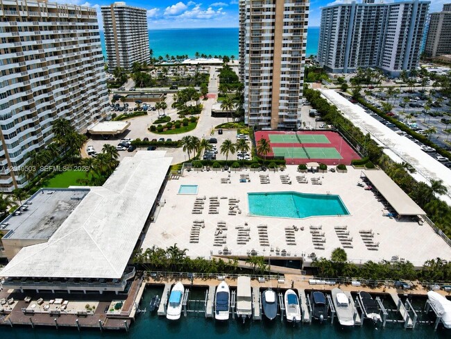 Building Photo - 1965 S Ocean Dr
