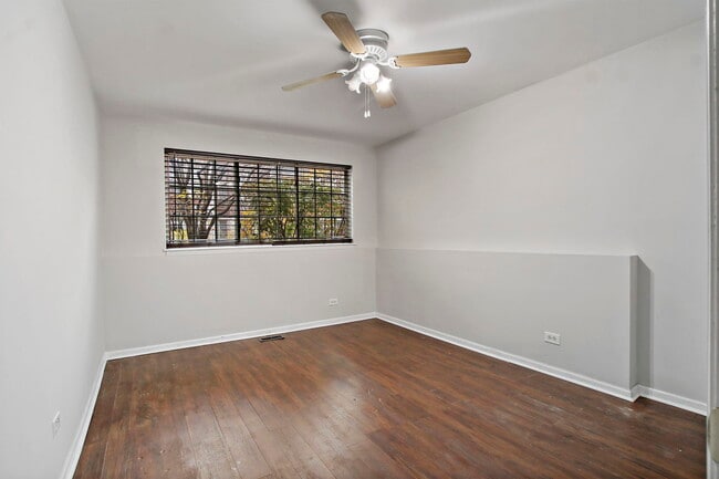 Building Photo - 667 Prestwick Ln