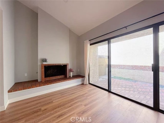 Building Photo - 239 Linwood Ave