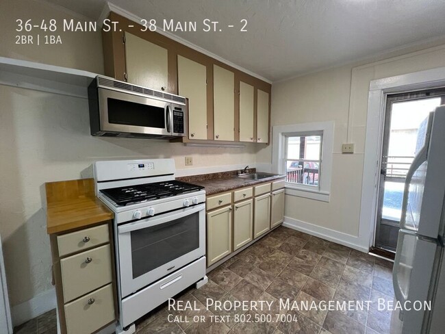 Building Photo - 36-48-48 S Main St