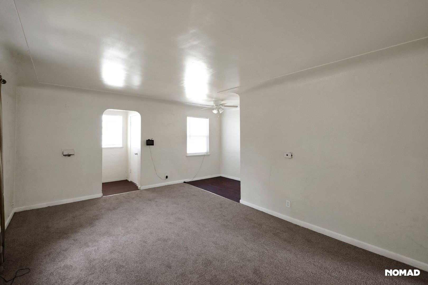 Building Photo - 1932 Del Mar Pkwy