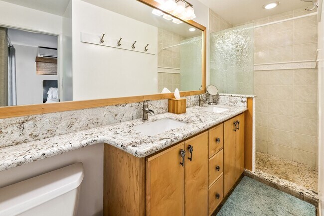 Building Photo - Fully Furnished Home in the Heart of Lanikai