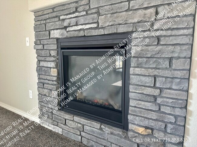 Building Photo - 7351 Coppermine Ct