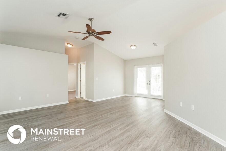 Building Photo - 9100 Caloosa Rd