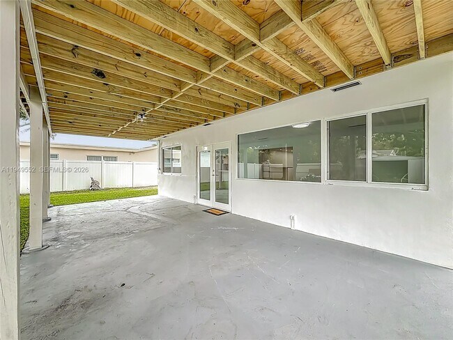 Building Photo - 4008 Adams St