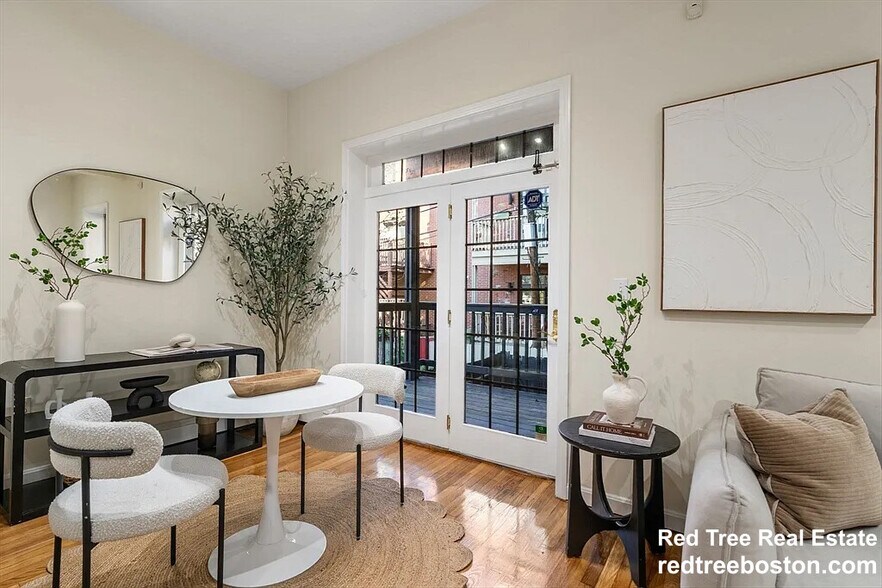 Building Photo - 59 Fort Ave