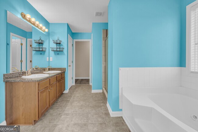 Building Photo - 816 Kaitlyn Dr