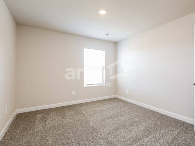 Building Photo - 1088 Appalachian Dr