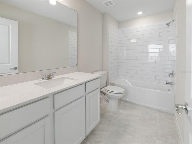 Building Photo - 1902 Enchanting Ct