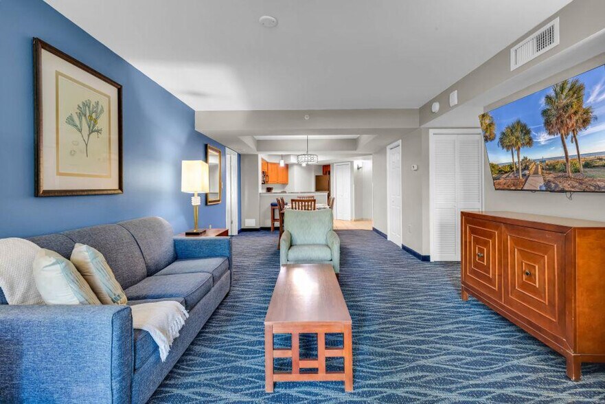 Building Photo - 5200 N Ocean Blvd