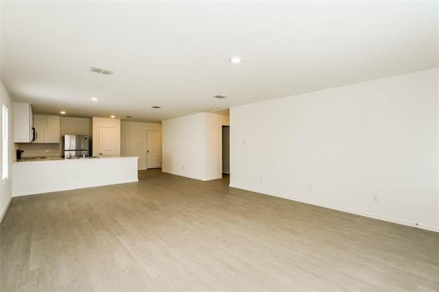 Building Photo - 1105 Tufted Dr