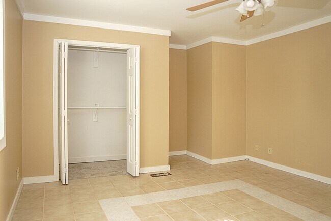 Building Photo - Three Bedroom Home in the Heart of Port Royal