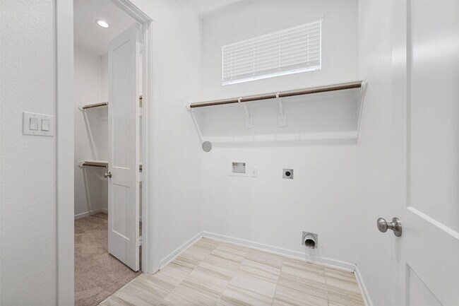 Building Photo - 8714 Windsong Trail Dr