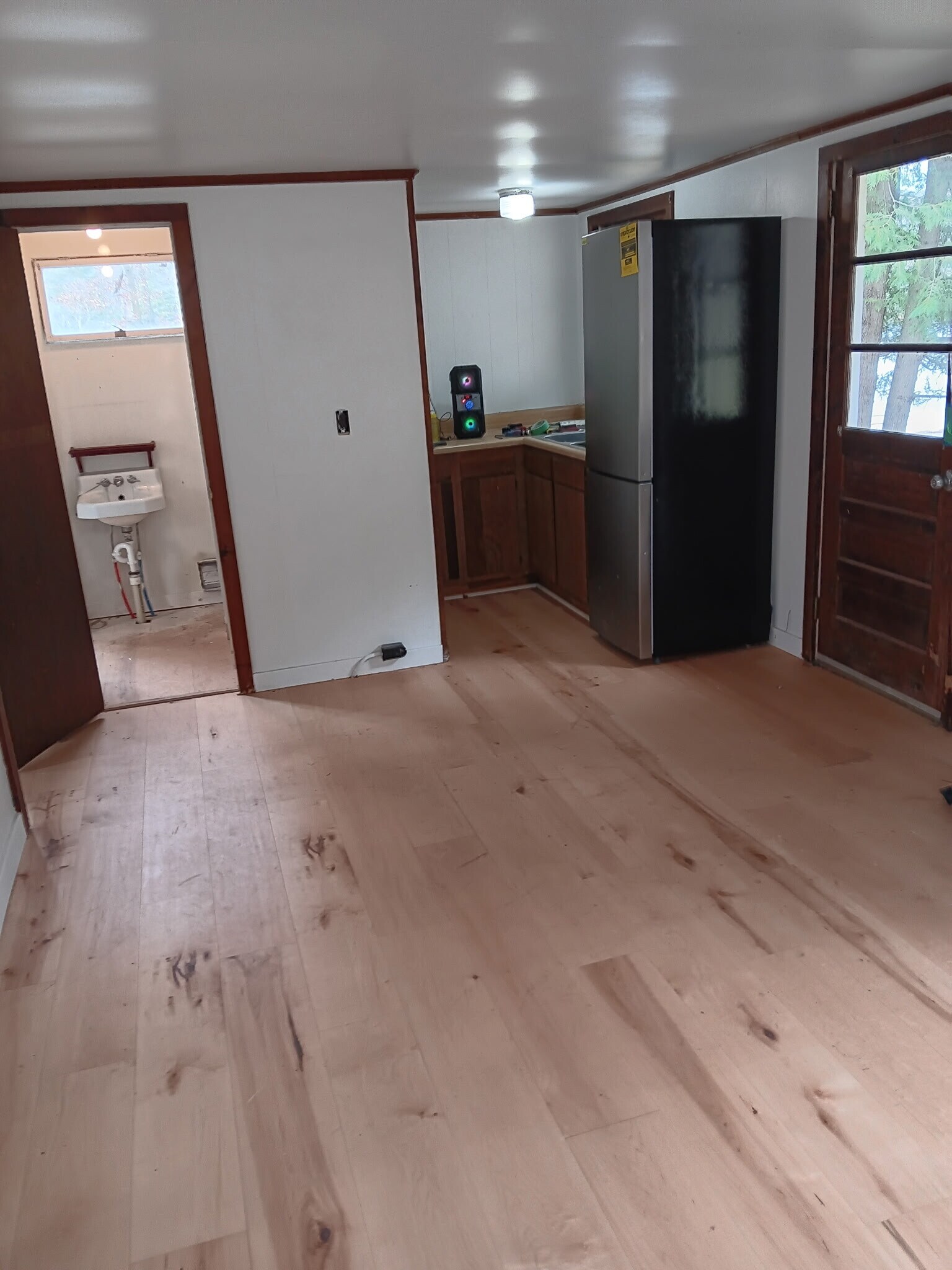 Building Photo - 2550 Silver Lake Spur