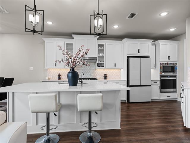Building Photo - 2333 Willow Garden Dr