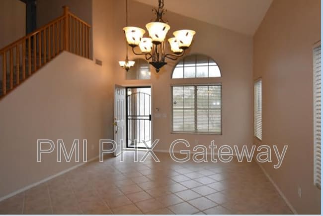 Building Photo - 7141 W Potter Dr