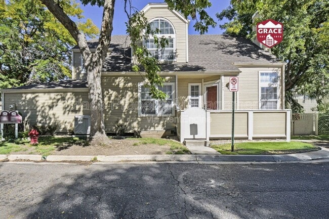 Primary Photo - 5863 W Atlantic Pl